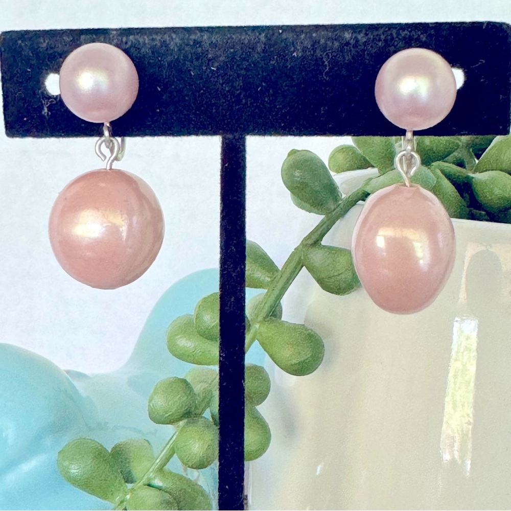 Vintage Richelieu Silver Tone Faux Pearl Pink Dangle Earrings Screw Back